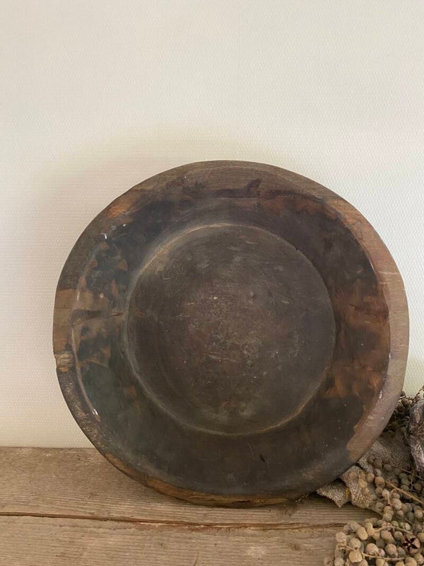 Oude houten schaal nr 1