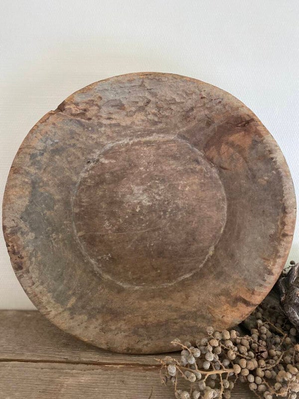 Oude houten schaal nr 2