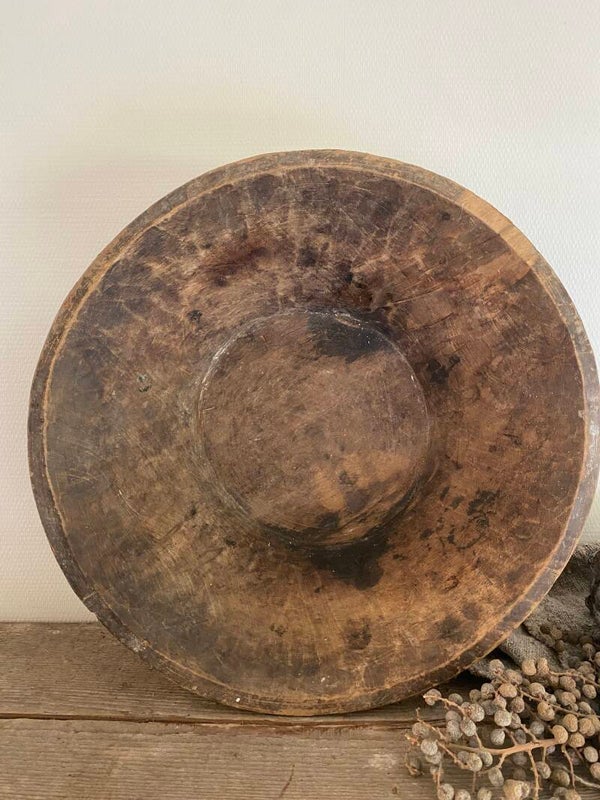 Oude houten schaal nr 7