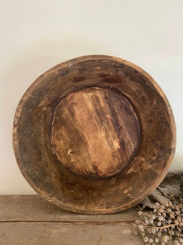 Oude houten schaal nr 8