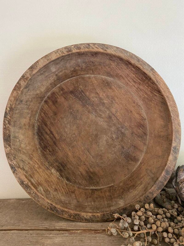 Oude houten schaal nr 9