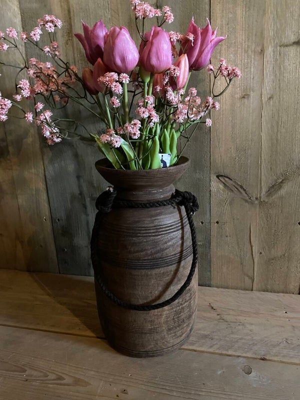 Nepalese pot met touw