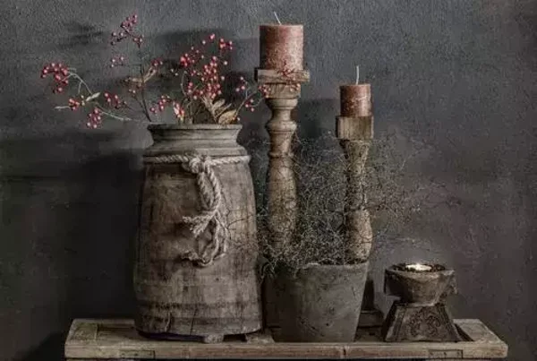 Tuinposter Nepalese pot met kandelaars
