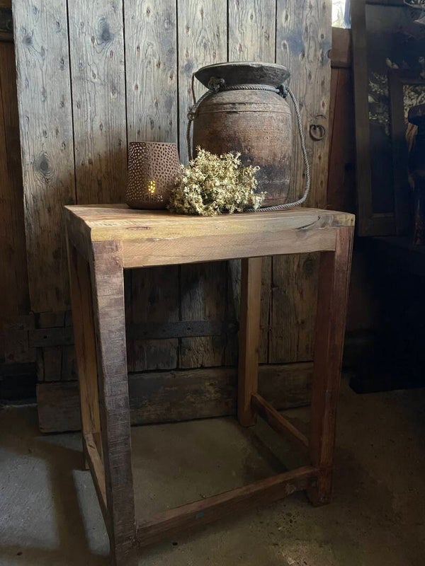 Oud houten Kruk nr 3