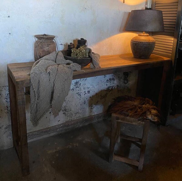 Grote smalle wandtafel/ site table