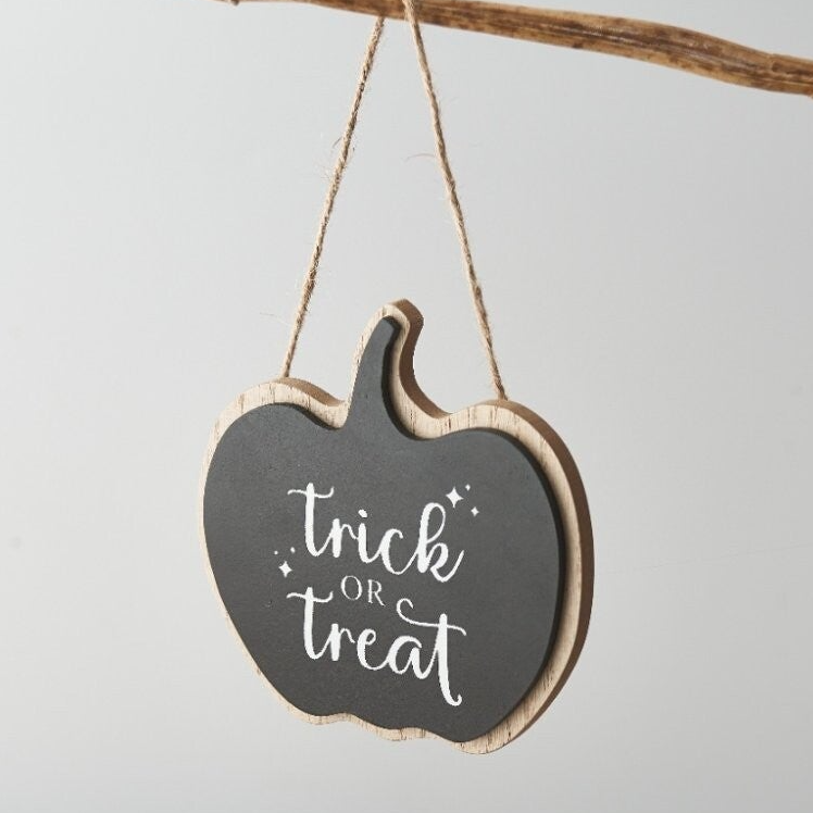 'Trick or Treat' black wooden hanger