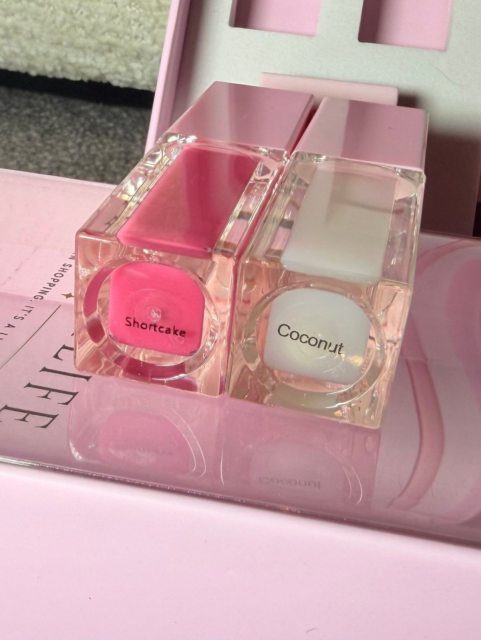 Makeup lip gloss kit