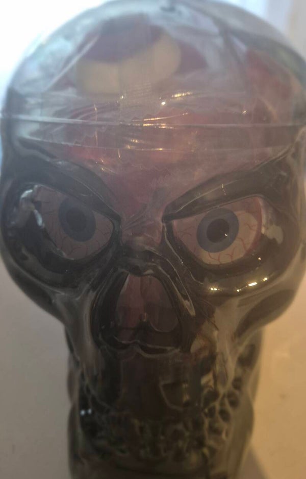Totenkopf gefüllt