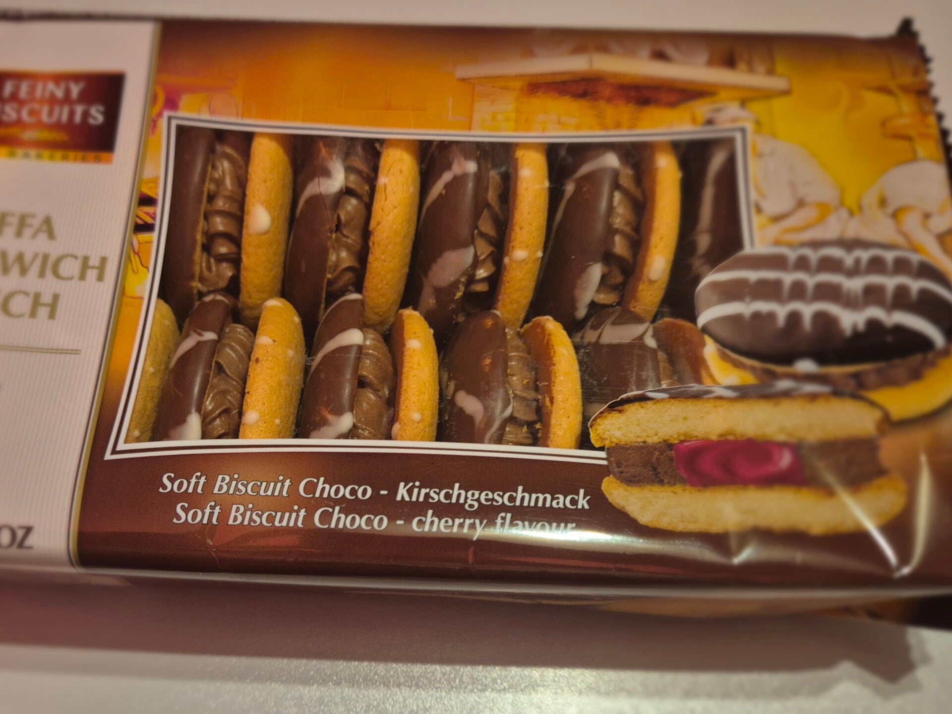 Soft Biscuit Choko mit Kirschgeschmack 380g