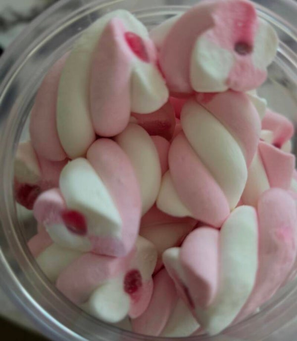 Rosa gefüllte Marshmallows