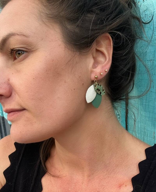 Boucles d'oreilles en cuir noisettes