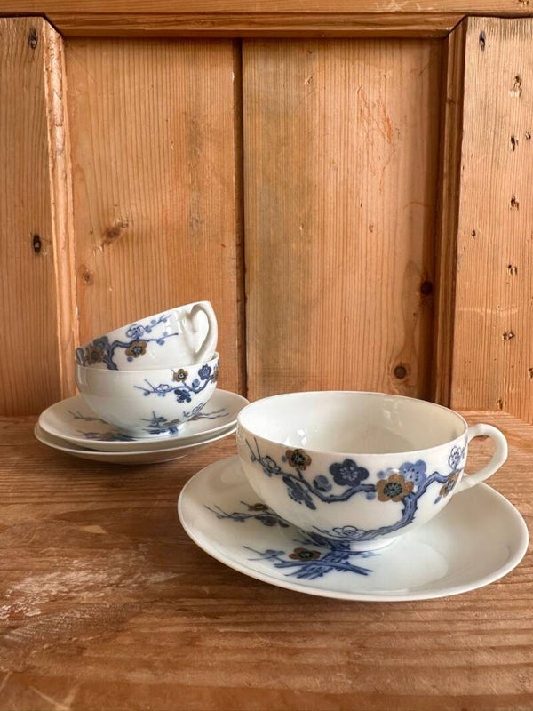 Vintage Theekopjes met Schotels – Set van 3 – Dun Porselein – Blauw Bloemenmotief – Edel & Weiss