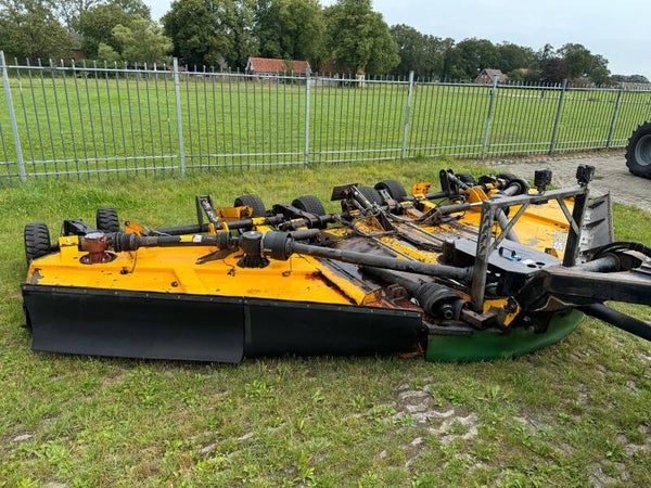 McConnel SR620