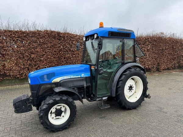 New Holland TN95va
