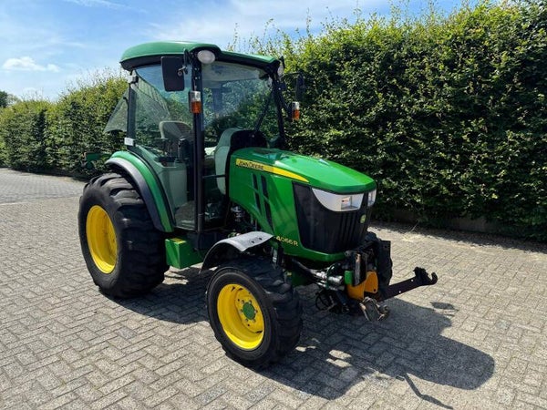 John Deere 4066R