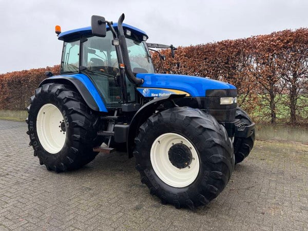 New Holland TM 155