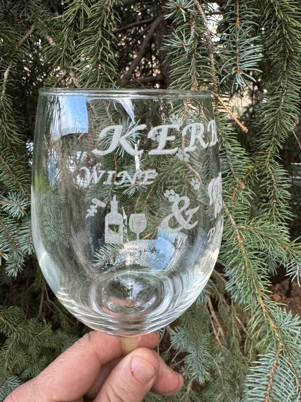 Wine Glass "Wine & Paws "