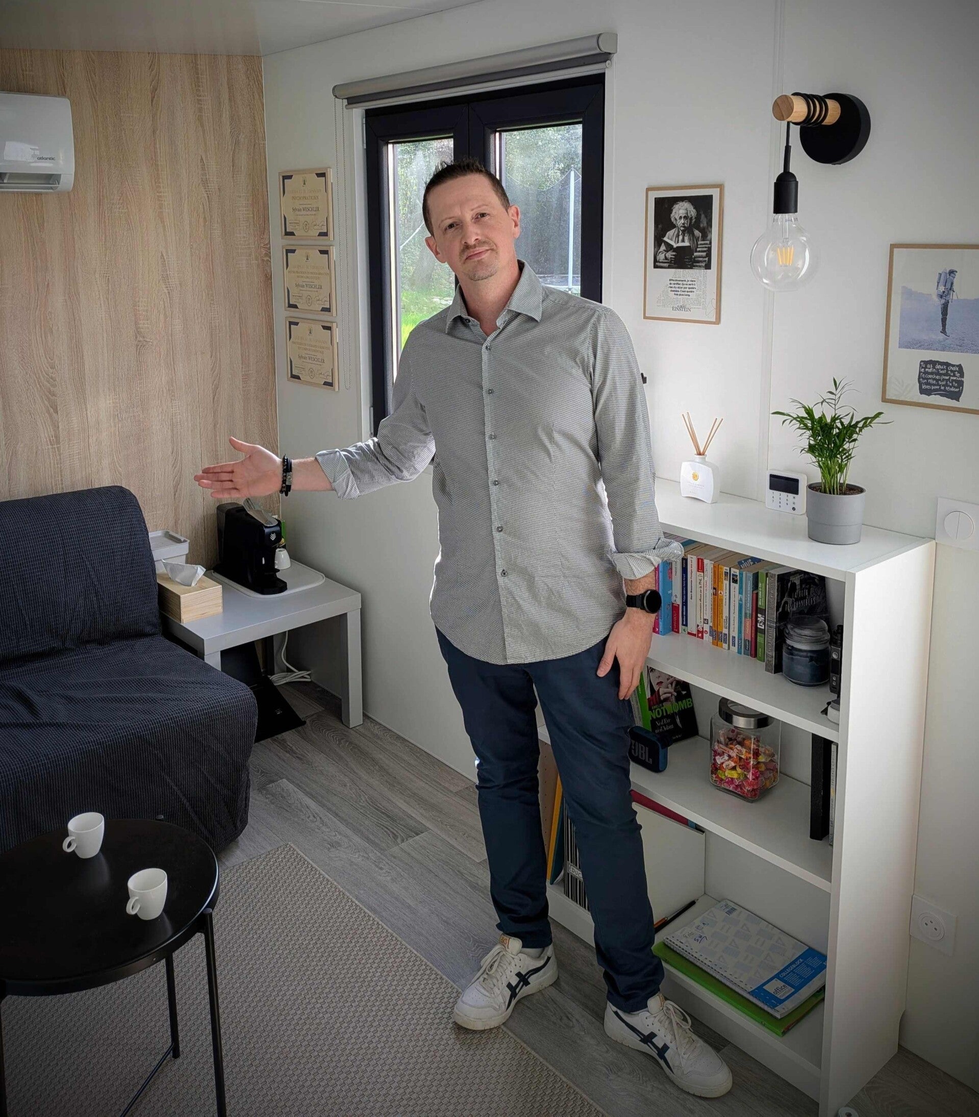 Dans le cabinet de Sylvain Weschler