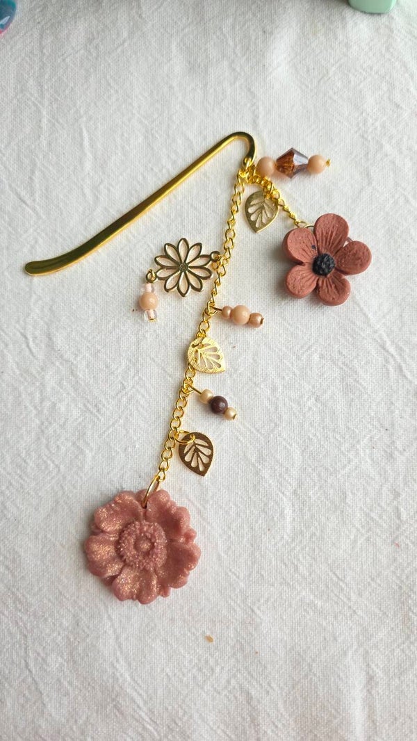 Flower bookmark (long)
