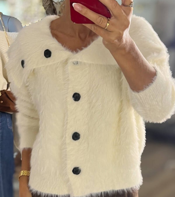 Molly Bracken Fluffy Cardigan Creme – kuschelige Strickjacke