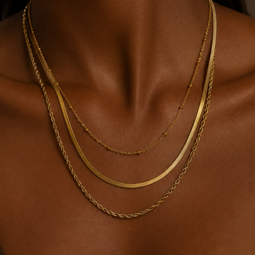 Three layered gold necklace