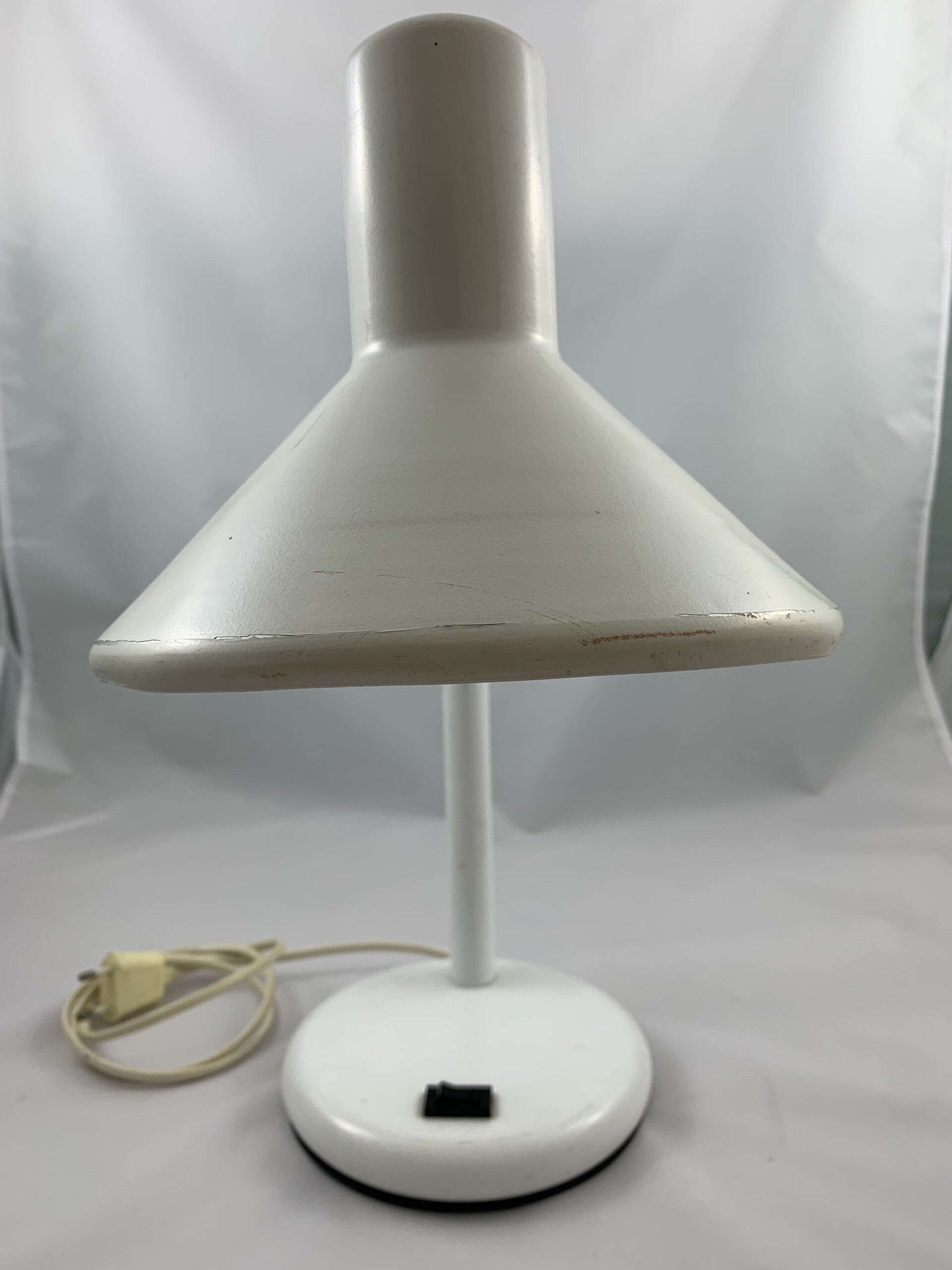 Witte staande bureaulamp, jaren '70