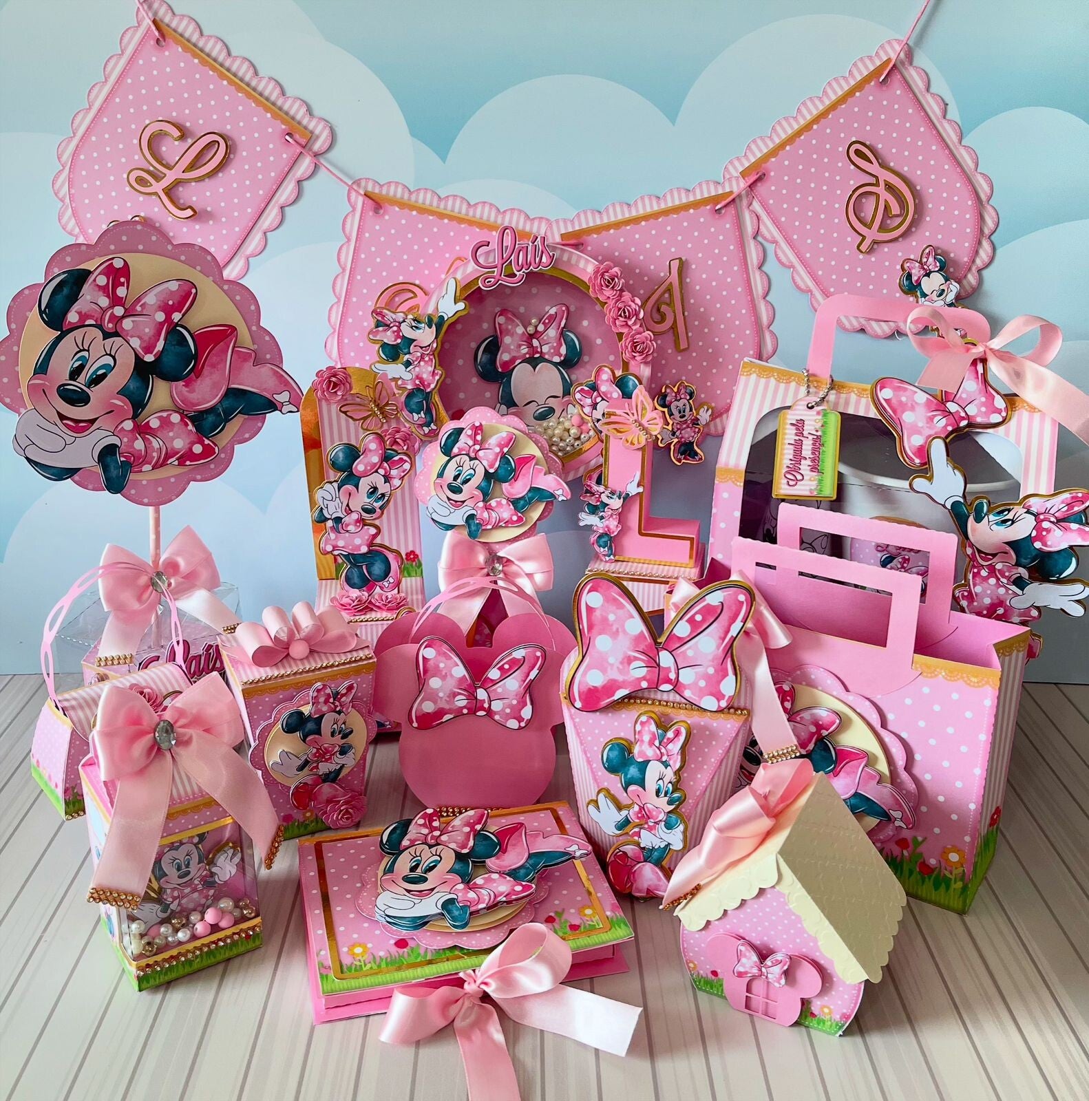 minnie-standard.jpg