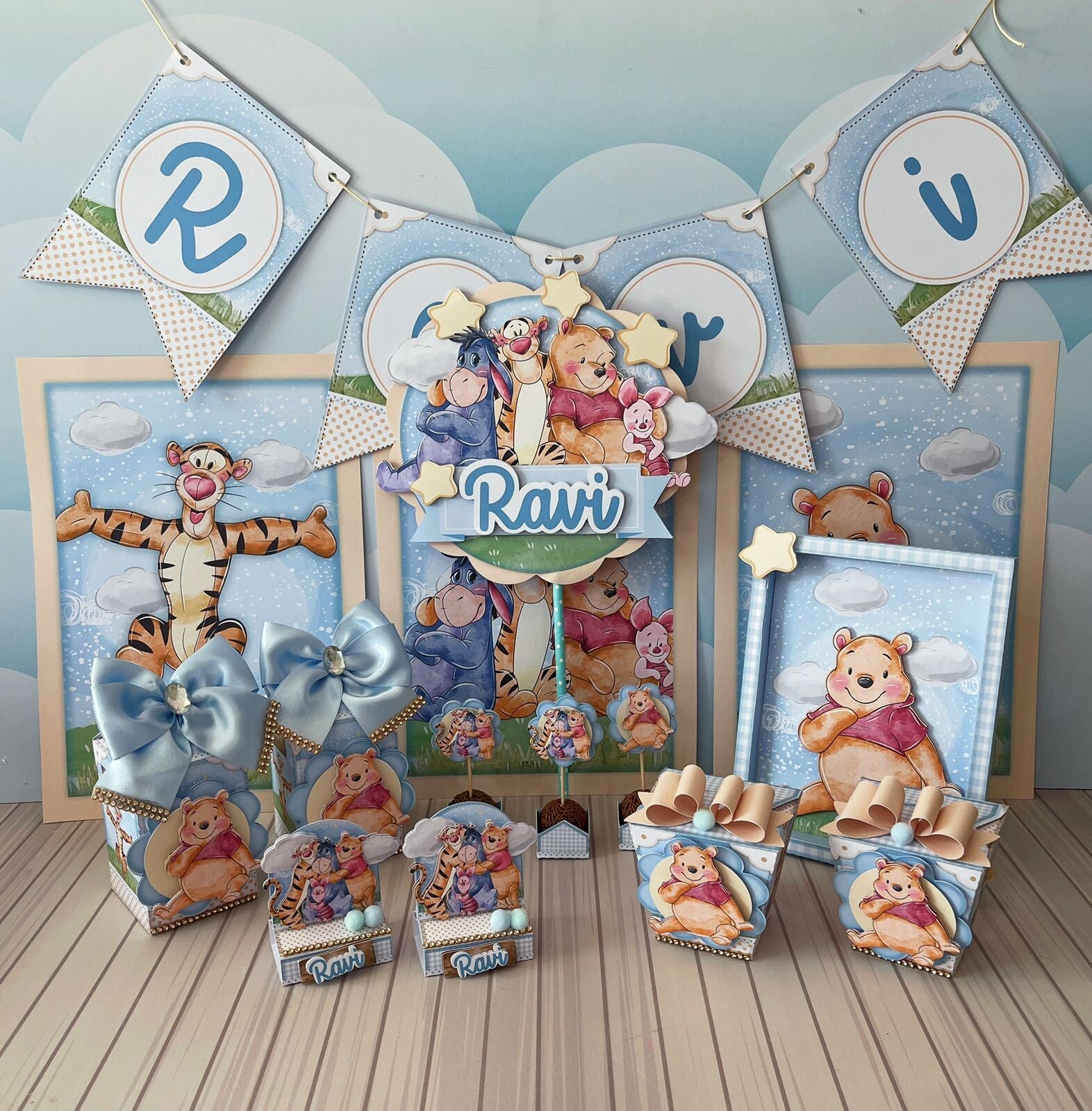 pooh-standard-6i0mlc.jpg