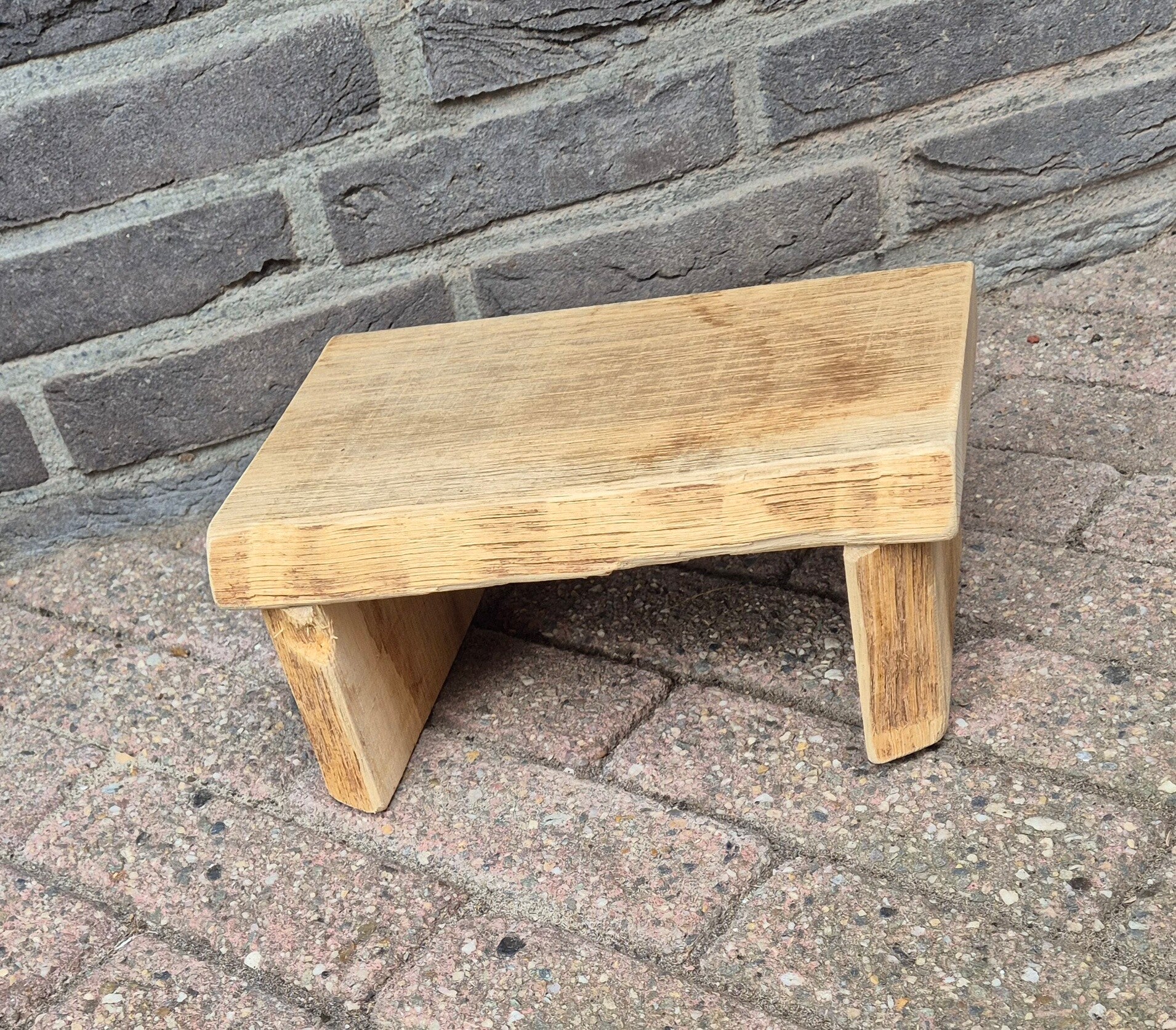 Vensterbank bankje