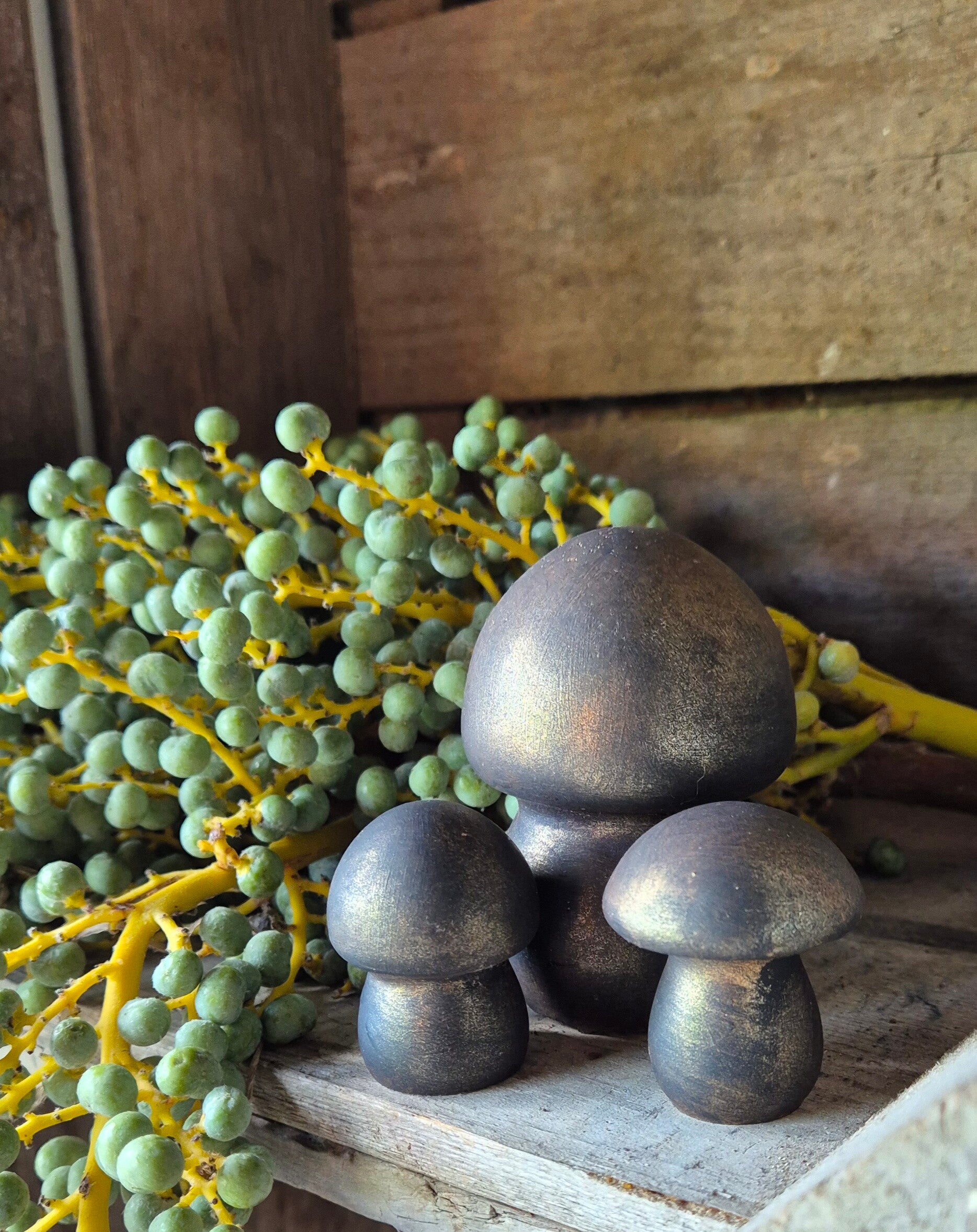 Betonnen paddestoelen