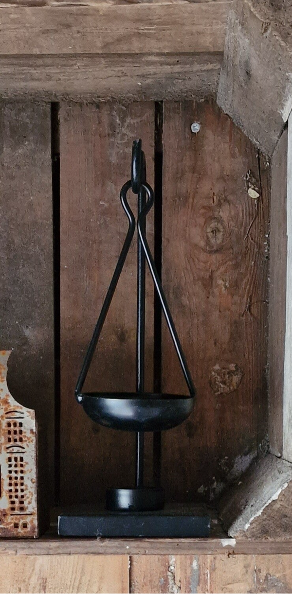Amberbrander hang