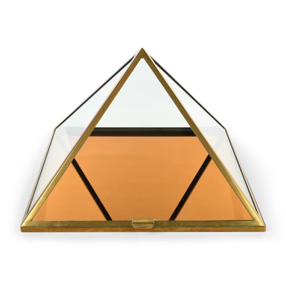 Vitrine pyramidale en laiton