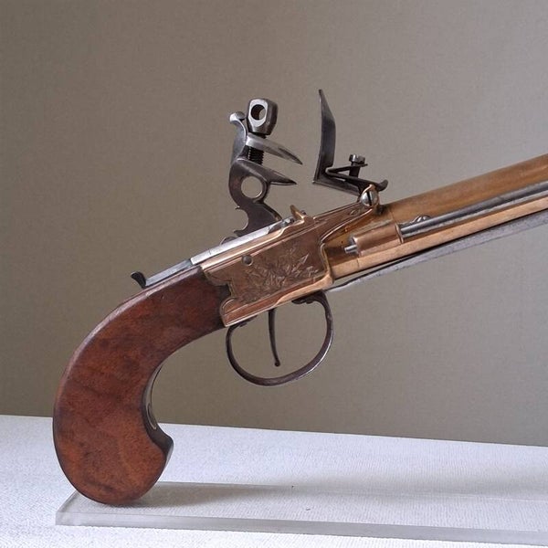 Pistolet à silex écossais à baïonnette à ressort – fin XVIIIe / début XIXe siècle