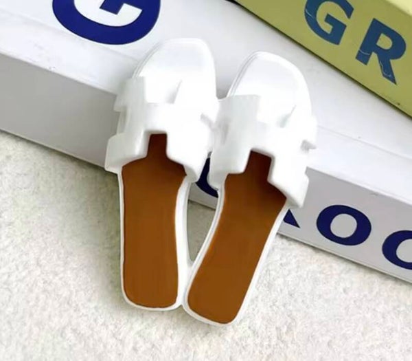 Car Vent Clip White Slipper