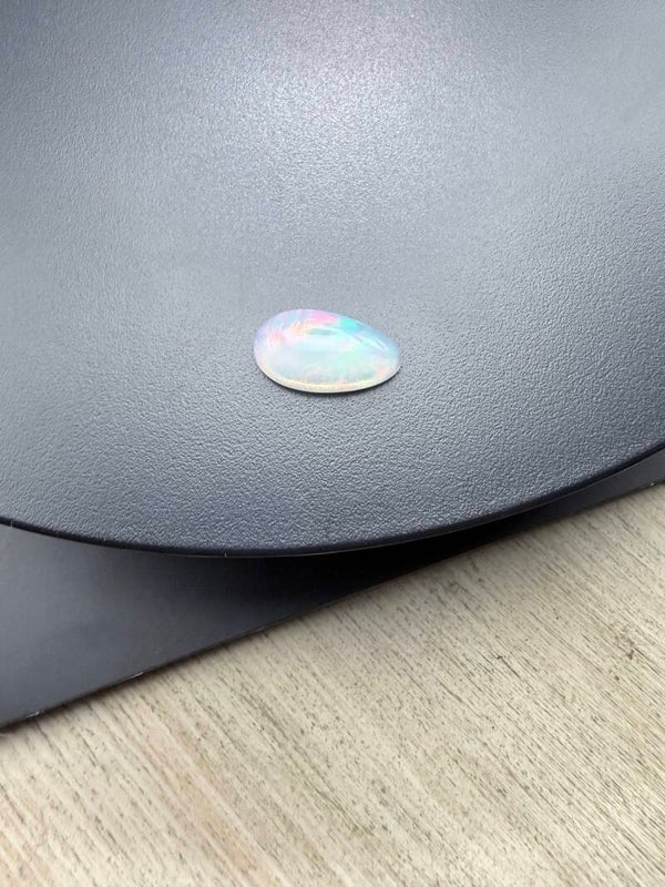 5,5 CT Ethiopische Welo Opaal Cabochon