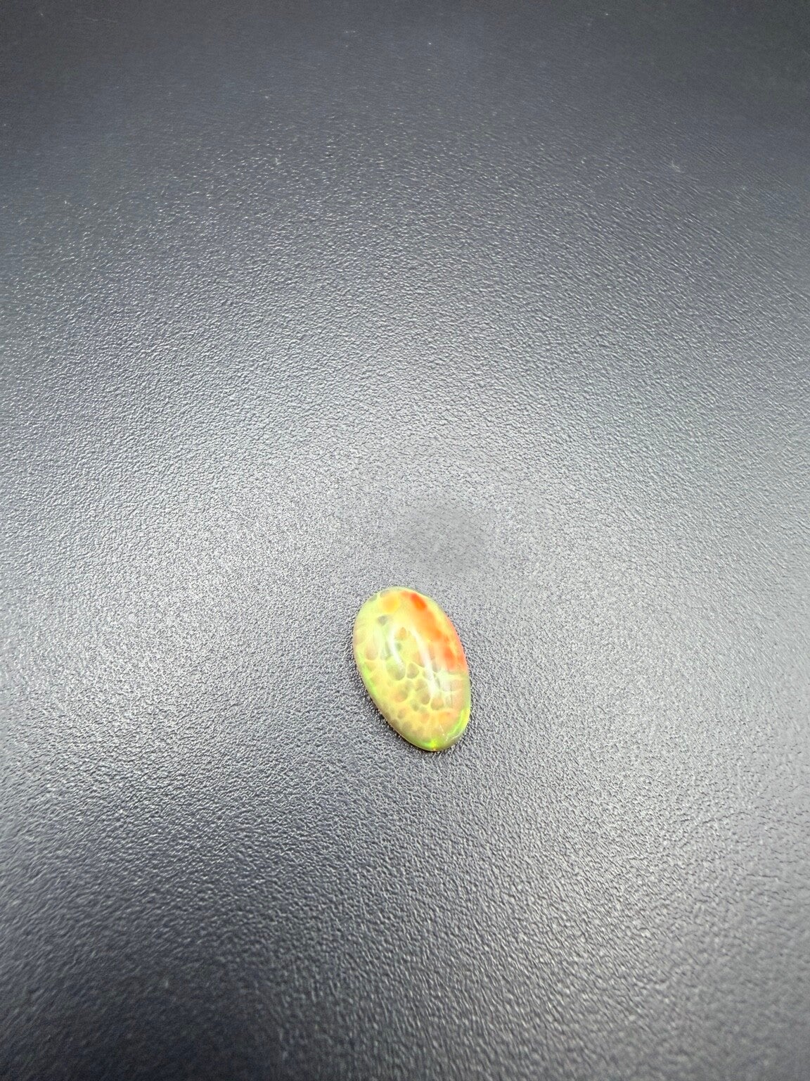 3 CT Ethiopische Honingraat Opaal – Intens Multicolor Kleurenspel