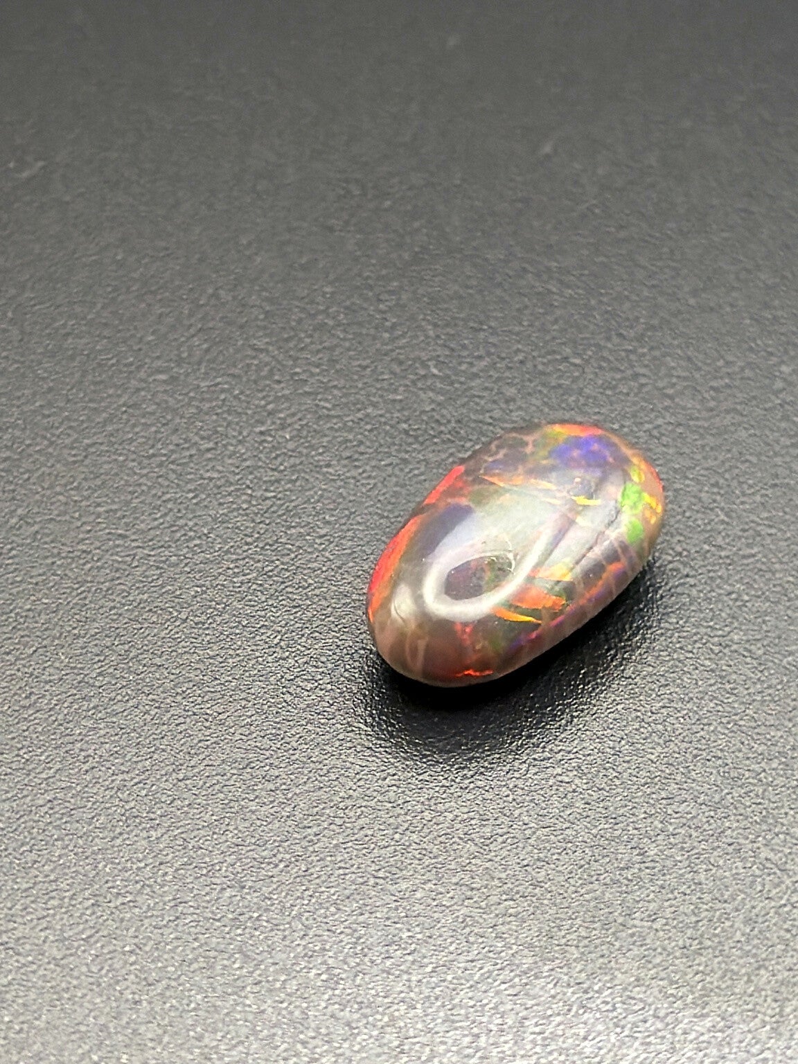 7,5 CT Ethiopische Zwarte Opaal