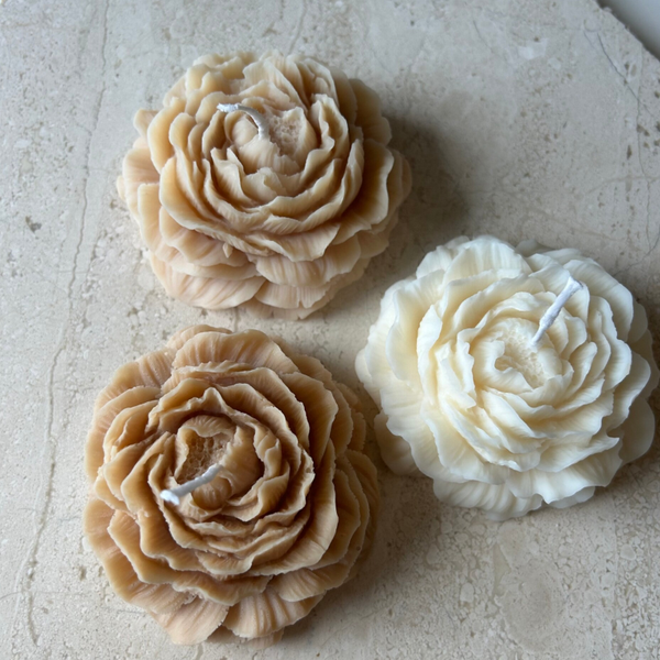 Peony kaarsenset 3 delig beige tinten