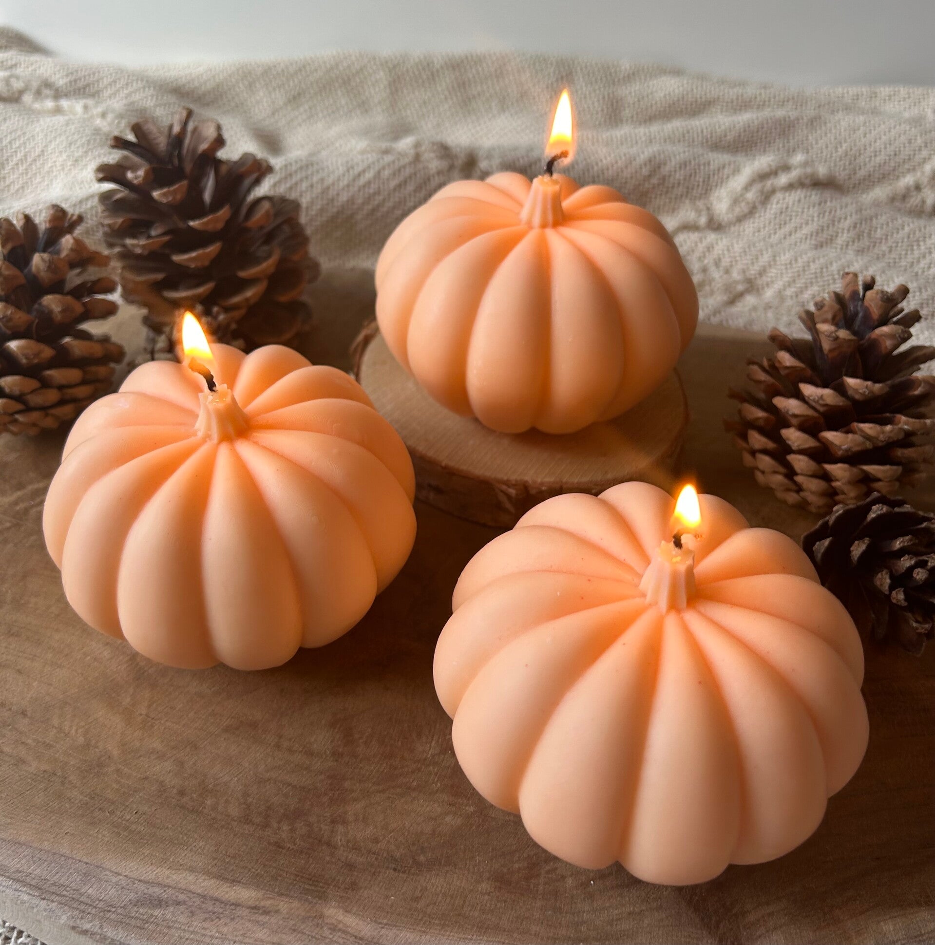 Pumpkin 3 delige geurkaarsenset XL Kaneel & Vanille oranje