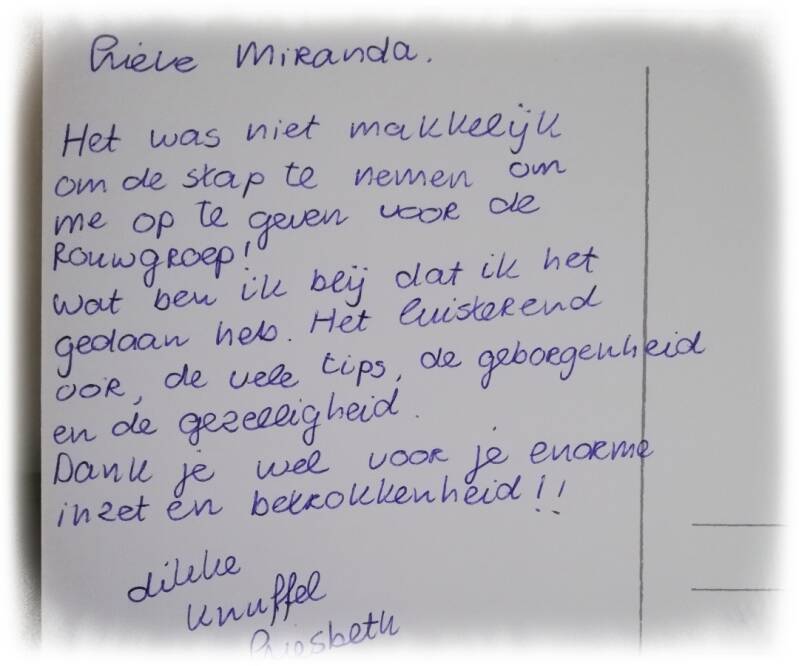 bedankkaart van iemand die schrijft dat ze in de rouwgroep geborgenheid en betrokkenheid heeft ervaren