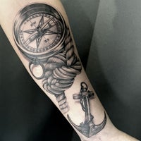 kompasstattoo.jpg