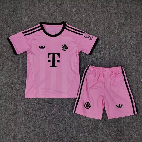 Bayern Munich 25/26 Pink Goalkeeper Kit