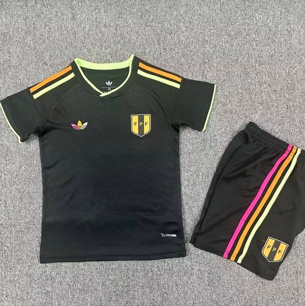 Peru 26/27 Away Kit