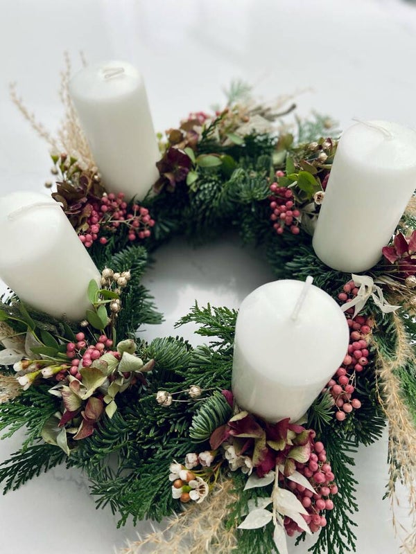 Krans met droogbloemen