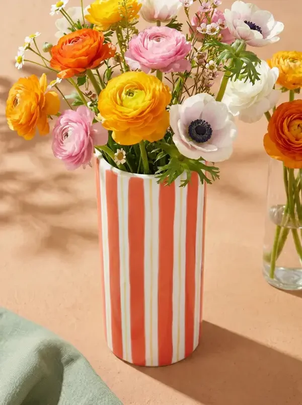 Vaas gestreept oranje