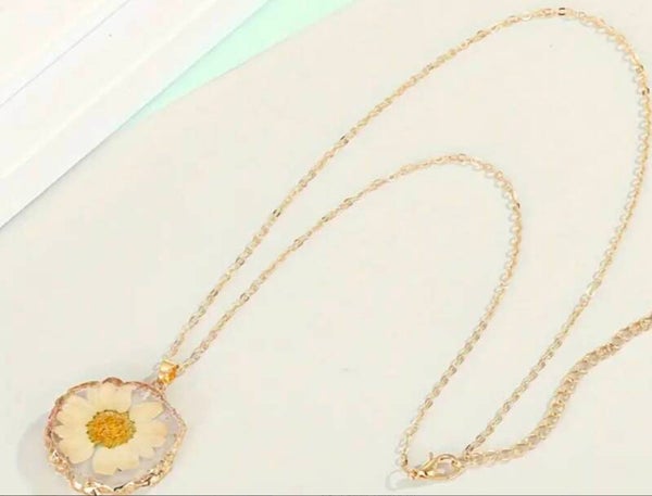 Ketting met madeliefje