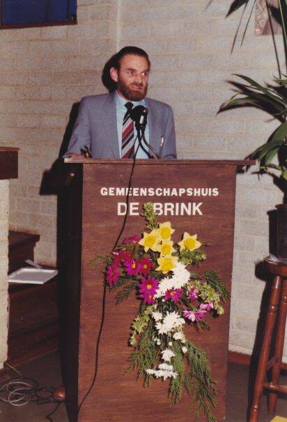 Jan van Asseldonk, mede-oprichter en eerste voorzitter van EWOC bij 15-jarig bestaan van EWOC in 1982