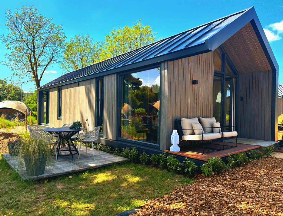 Landelijk ontworpen chalet met houten afwerking en natuurlijke uitstraling