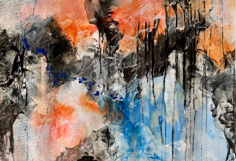 een kleurrijk abstract schilderi in kleuren oranje blauw zwart wit - verf druipt en is met structuur aangebrachtj .
