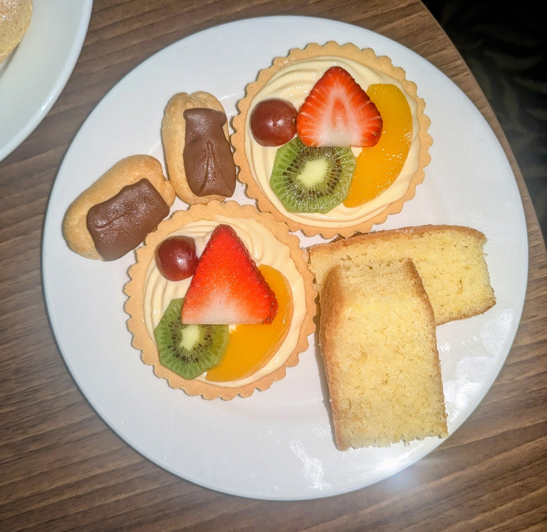 afternoon-tea-cakes-2026-1-standard.jpg